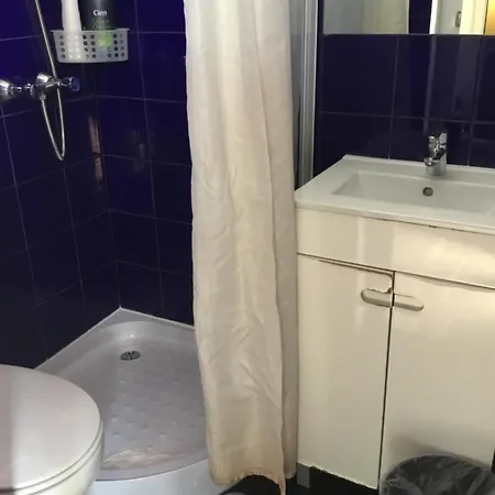 Artisticguesthouse בית אירוח *