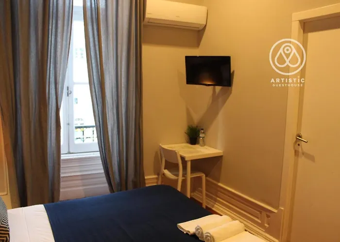 Δωμάτια σε οικογενειακή κατοικία Artisticguesthouse *