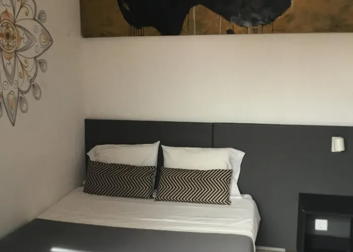 Artisticguesthouse *